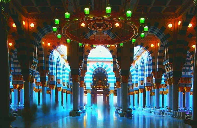 masjid e nabvi inside view beautiful